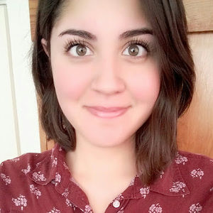 Meet your Posher, Carolina